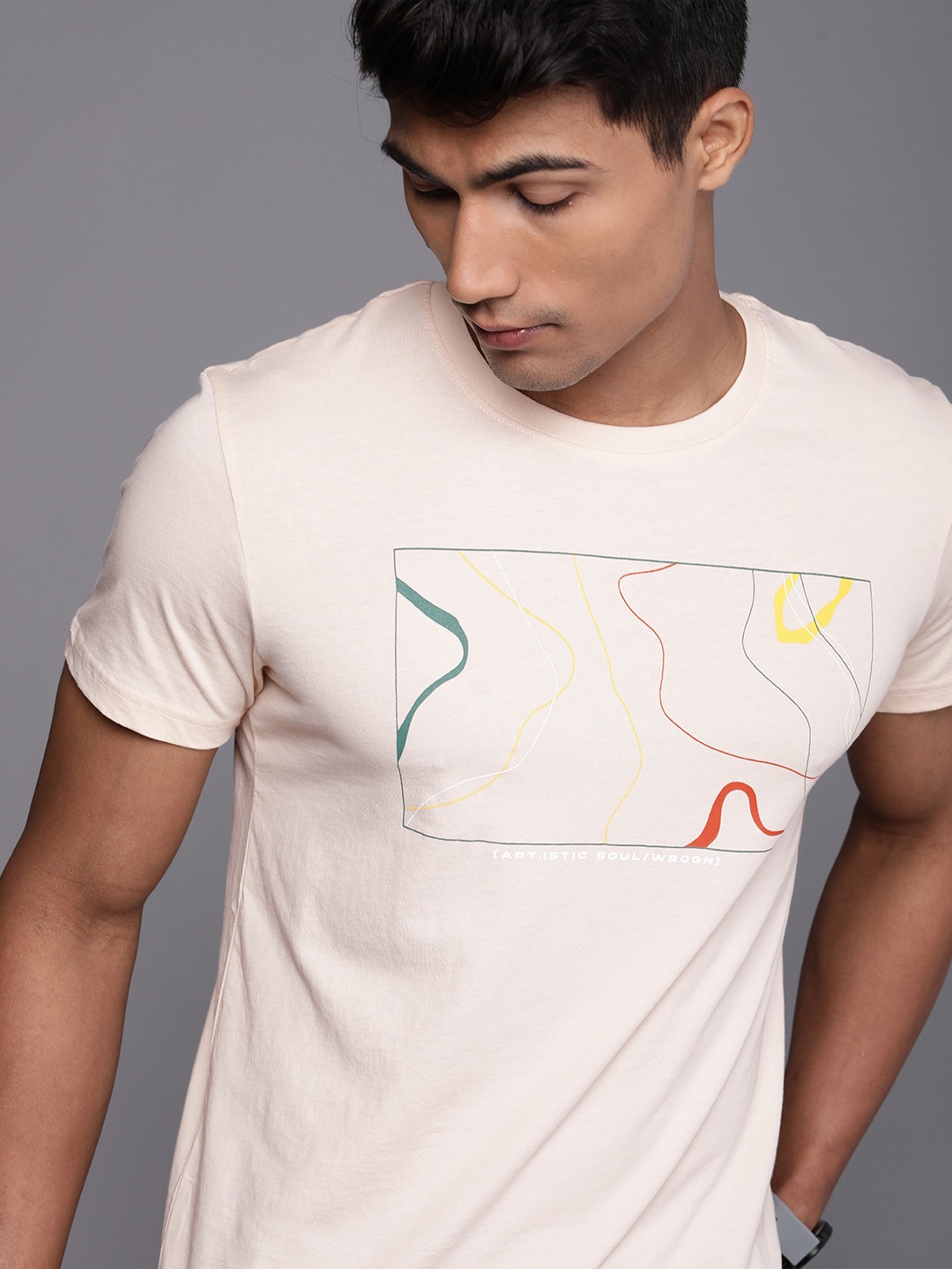 

WROGN Men Peach-Coloured Printed Slim Fit Pure Cotton T-shirt