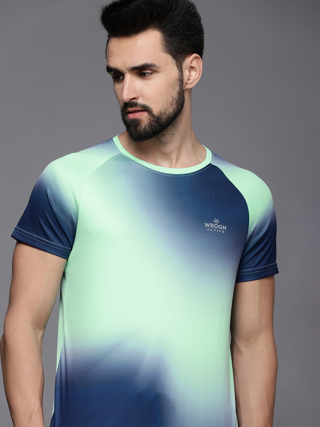 

WROGN ACTIVE Men Navy Blue & Sea Green Colourblocked Slim Fit T-shirt