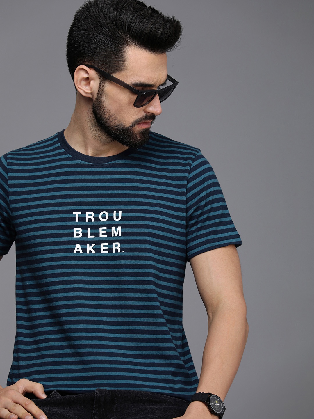 

WROGN Men Teal Blue & Navy Blue Striped Pure Cotton Slim Fit T-shirt