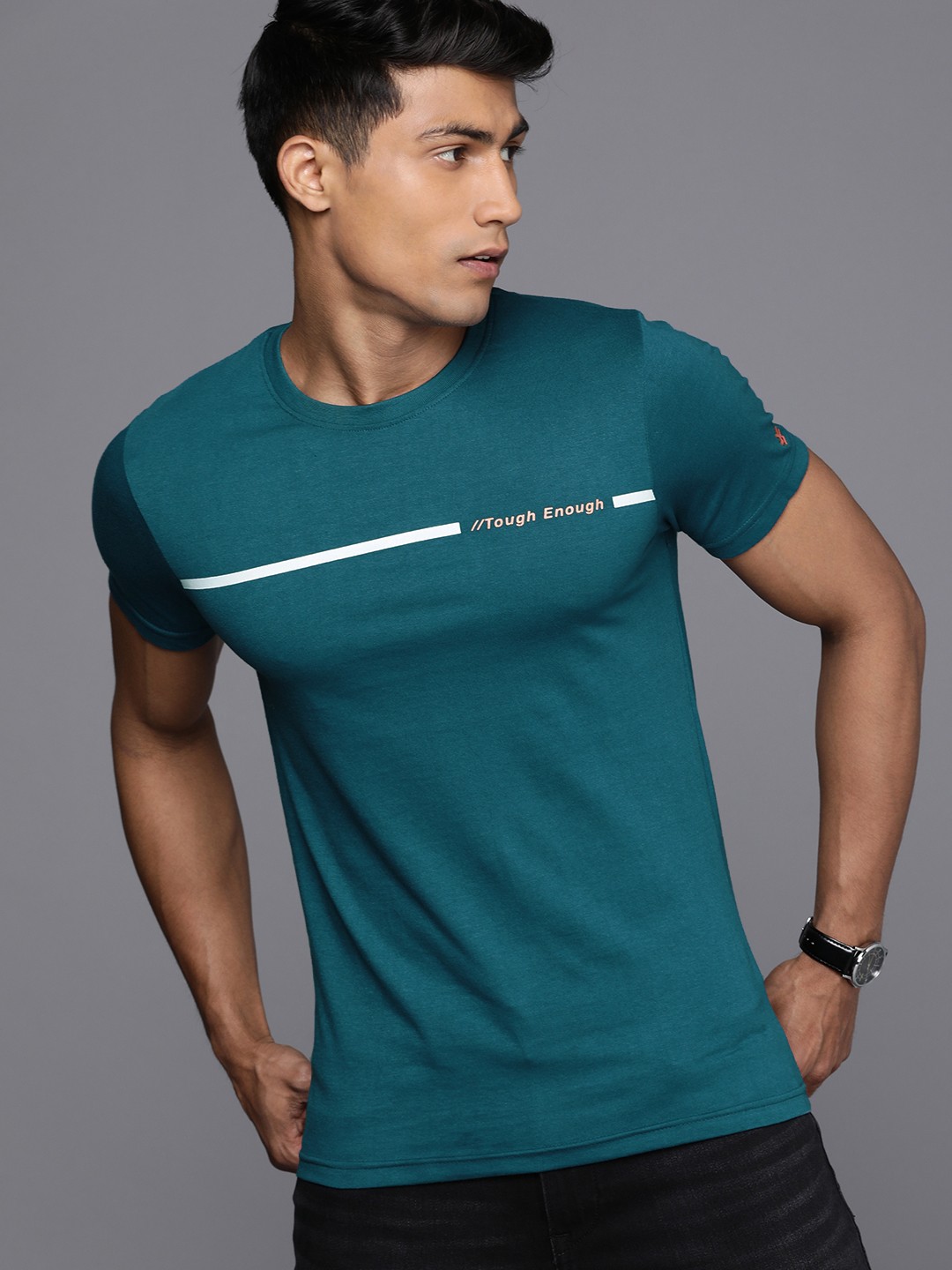 

WROGN Men Typography Striped Slim Fit T-shirt, Teal