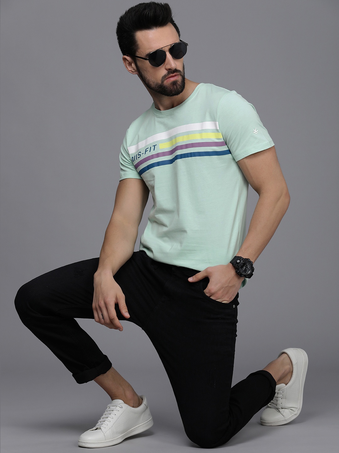 

WROGN Men Mint Green Stripe Printed Pure Cotton Slim Fit T-shirt