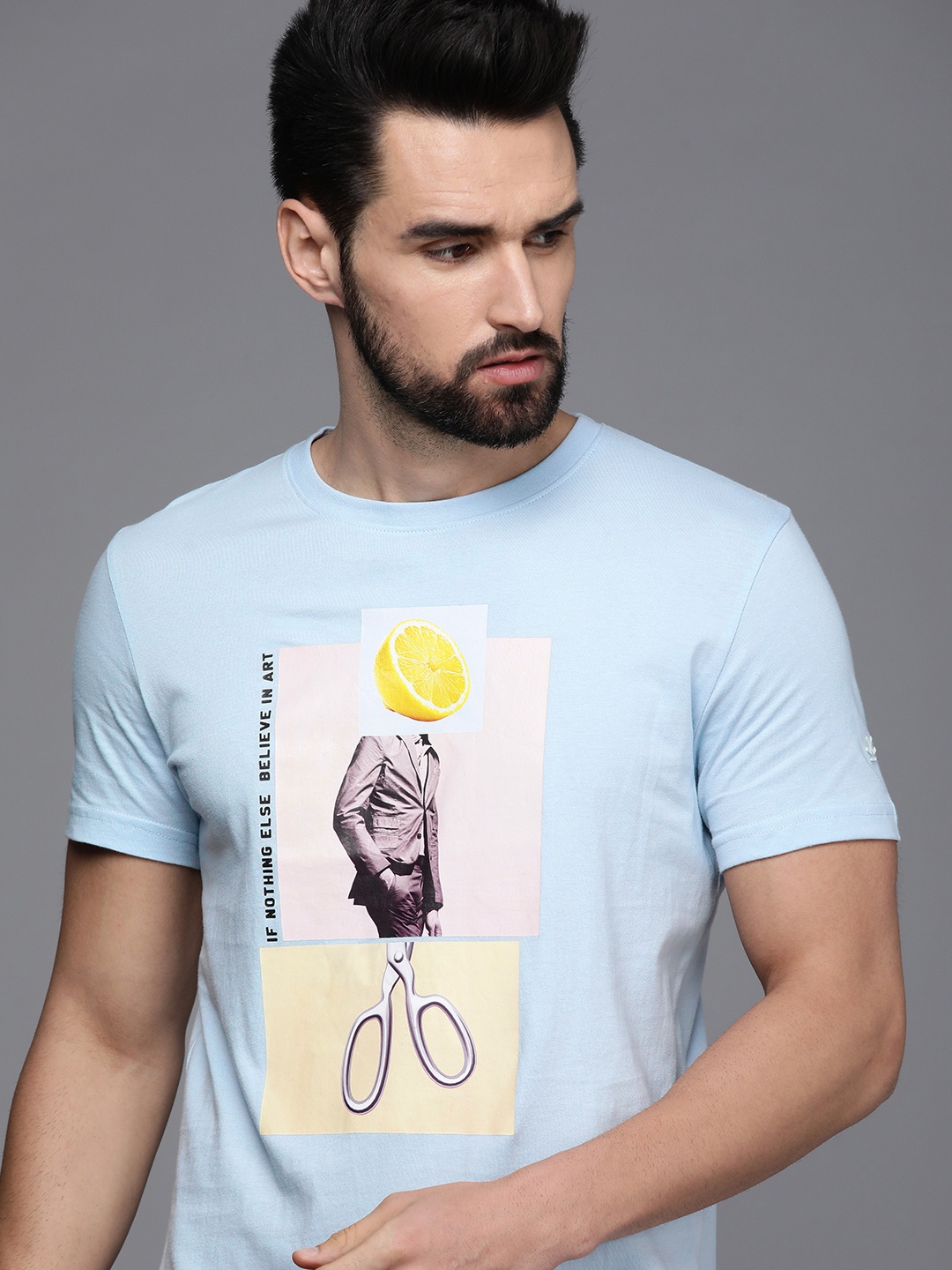 

WROGN Men Light Blue Graphic Printed Pure Cotton Slim Fit Casual T-shirt