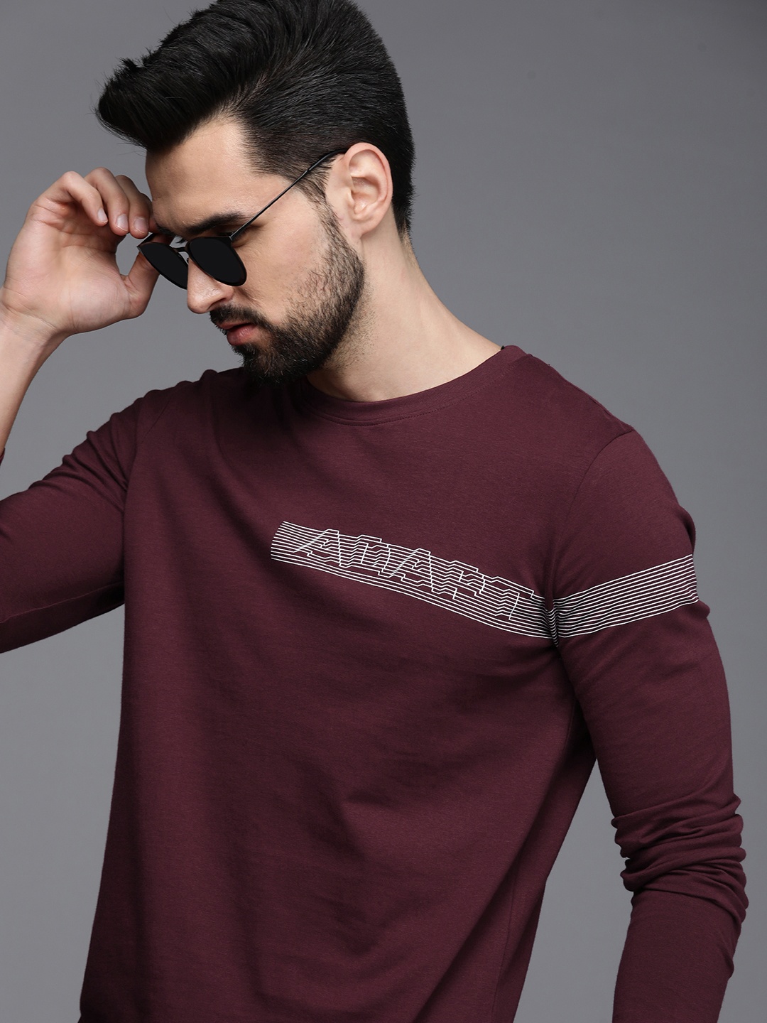 

WROGN Men Maroon Typography Printed Pure Cotton Slim Fit T-shirt