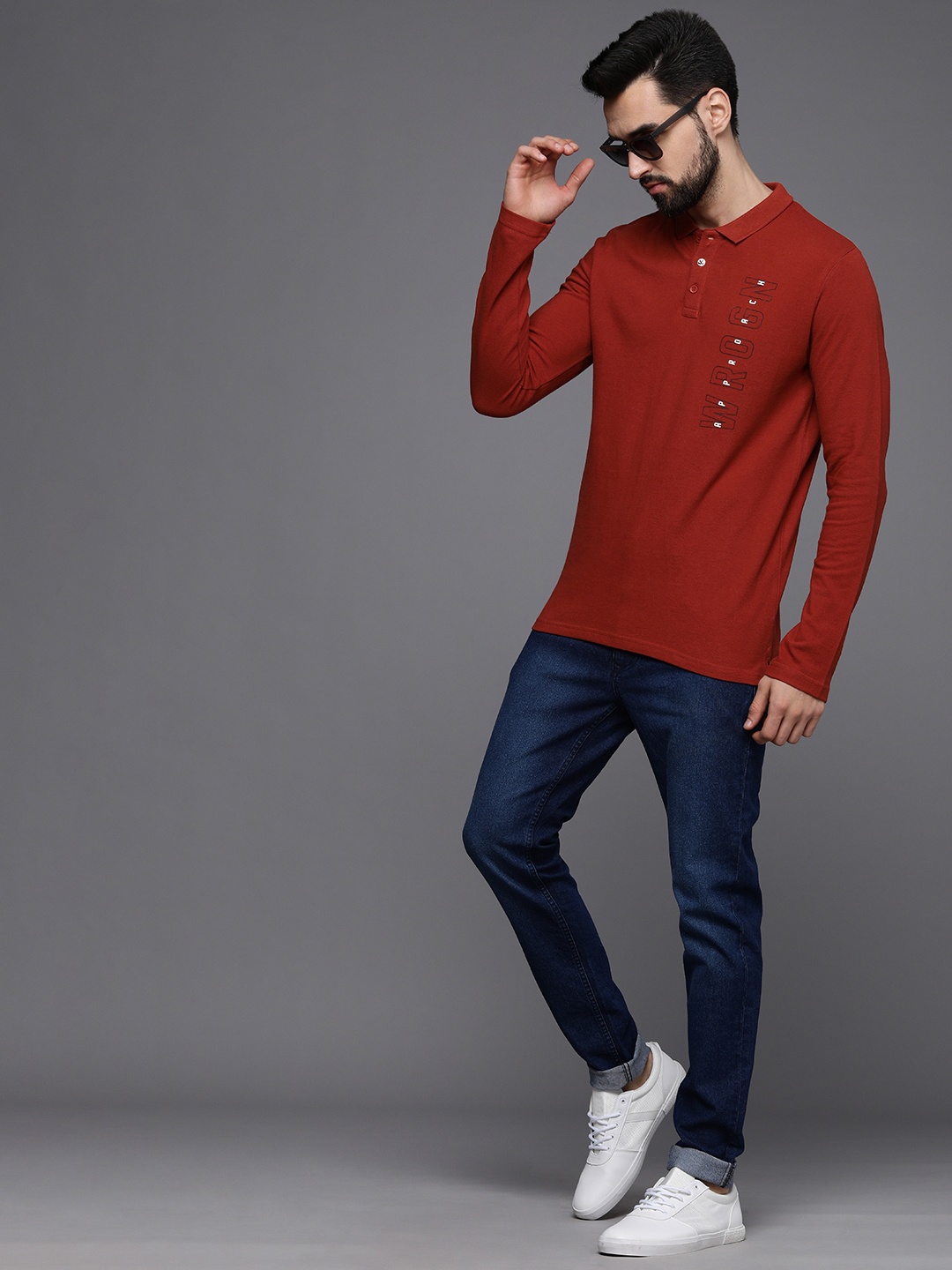 

WROGN Men Rust Red Typography Printed Polo Collar Slim Fit Pure Cotton T-shirt