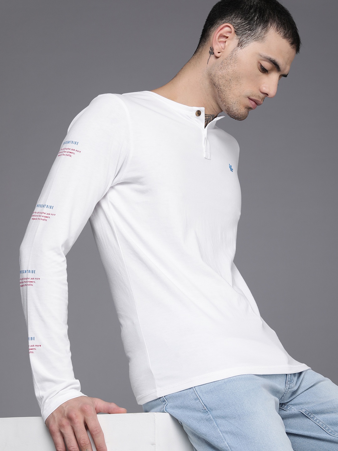 

WROGN Men White Henley Neck T-shirt