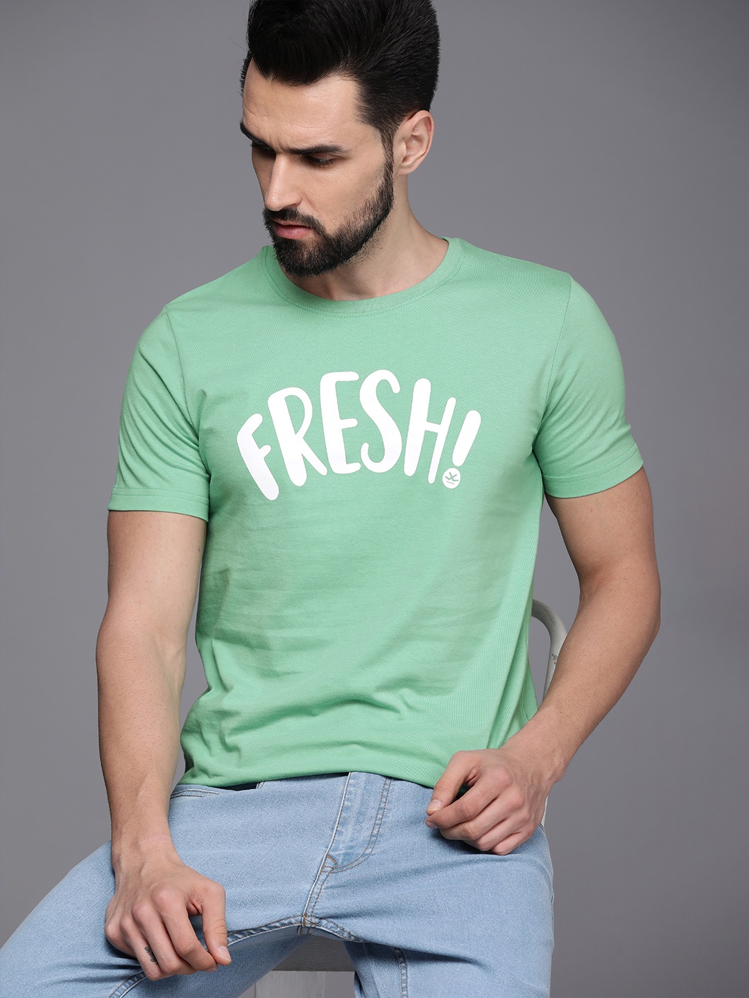 

WROGN Men Sea Green Typography Printed Slim Fit Casual T-shirt