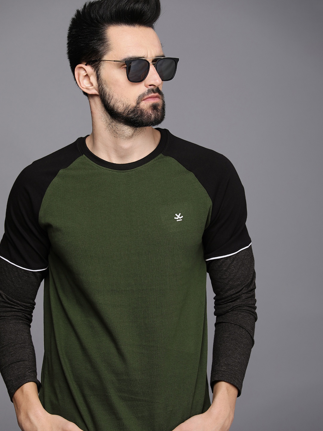 

WROGN Men Olive Green Contrast Sleeves Pure Cotton Slim Fit T-shirt