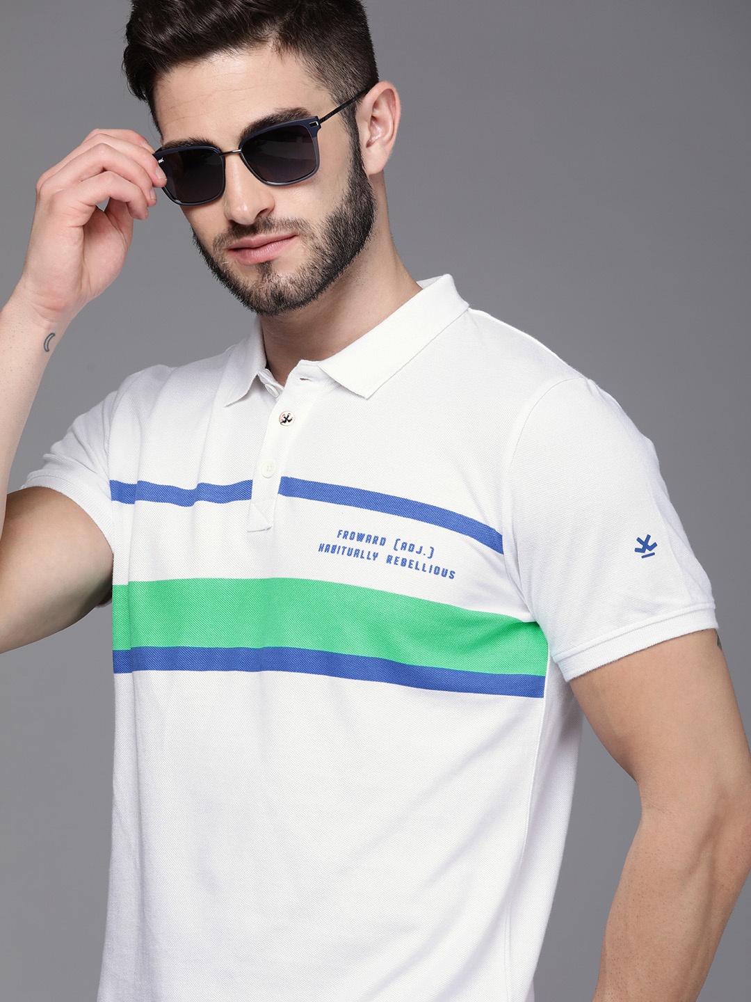 

WROGN Men White & Green Striped Slim Fit Pure Cotton Polo Collar T-shirt
