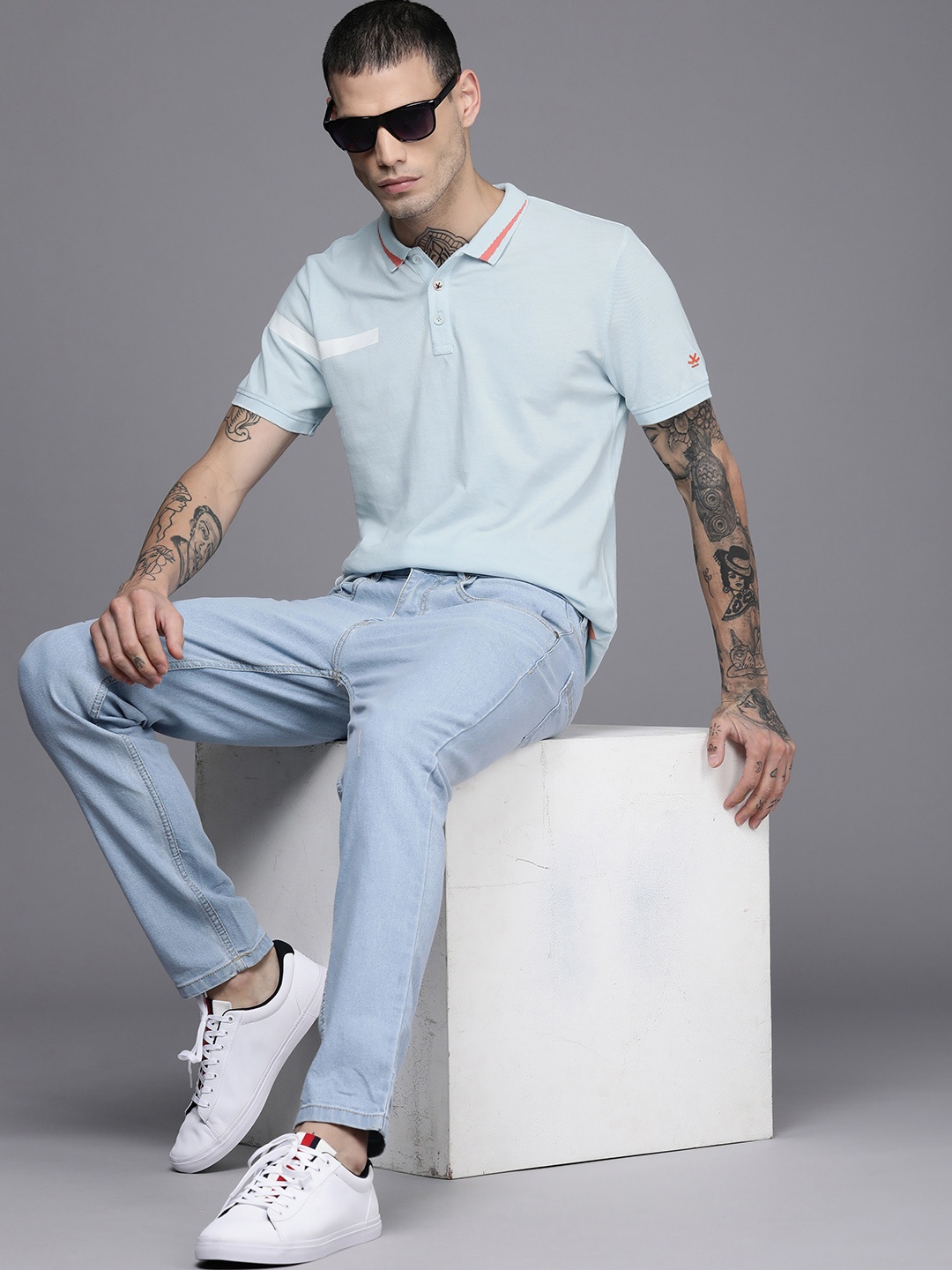 

WROGN Men Blue Slim Fit Pure Cotton Polo Collar T-shirt