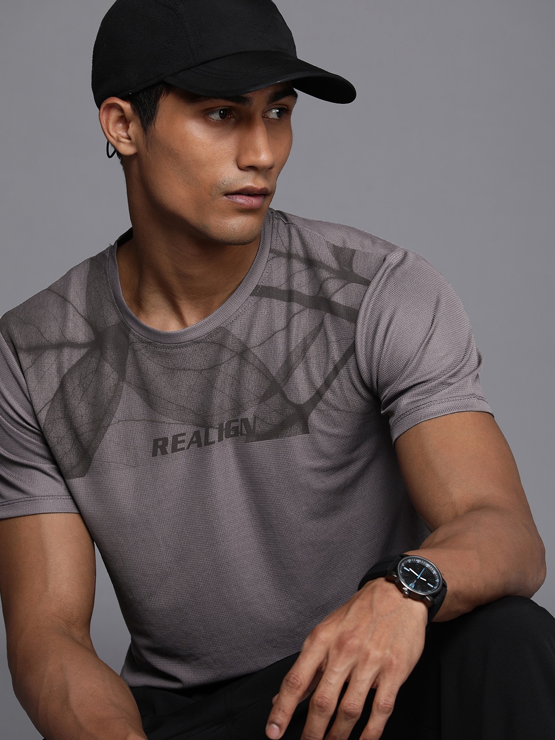 

WROGN ACTIVE Men Grey Typography Printed T-shirt