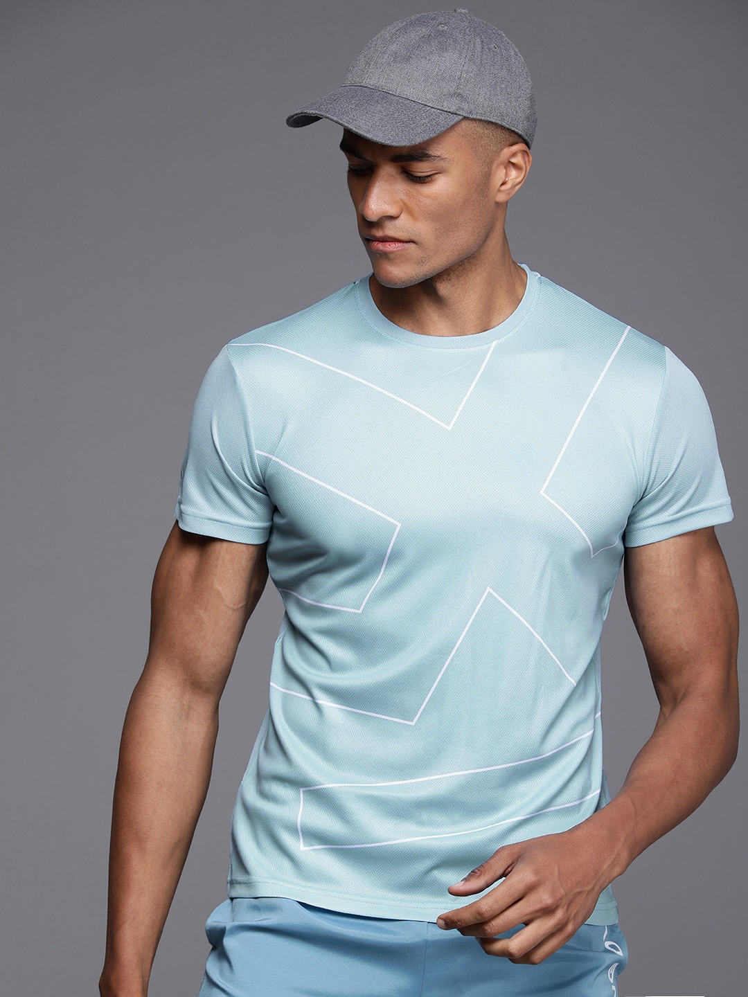 

WROGN ACTIVE Men Blue & White Brand Logo Printed Slim Fit T-shirt