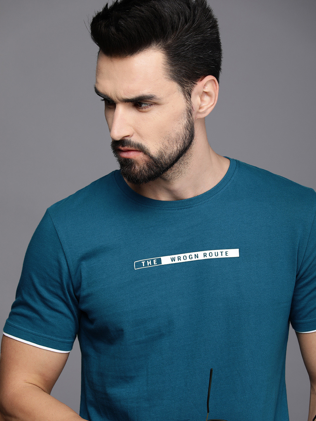 

WROGN Men Teal Typography Printed Slim Fit Pure Cotton Casual T-shirt