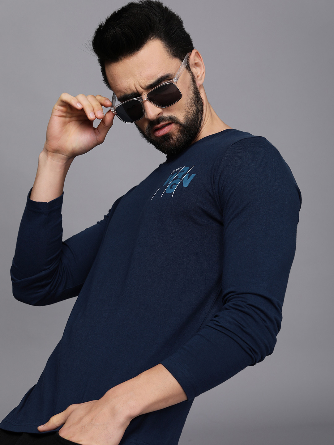

WROGN Men Navy Blue Typography Printed Slim Fit Pure Cotton T-shirt