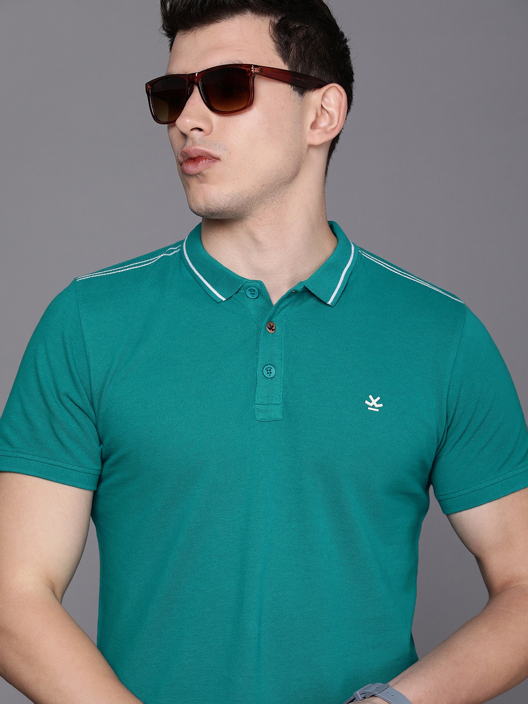 

WROGN Men Teal Blue Solid Polo Collar Slim Fit Pure Cotton T-shirt