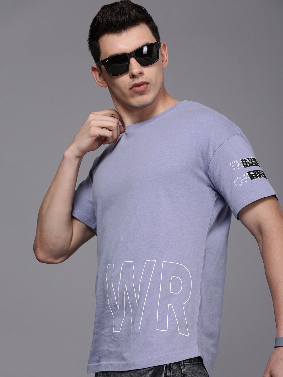 

WROGN Men Purple & White Brand Logo Printed Pure Cotton Slim Fit T-shirt
