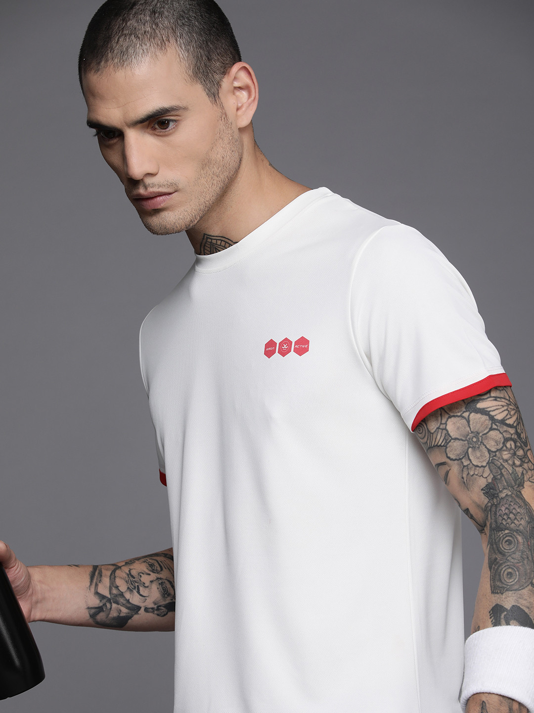 

WROGN ACTIVE Men White Brand Logo Printed Casual T-shirt