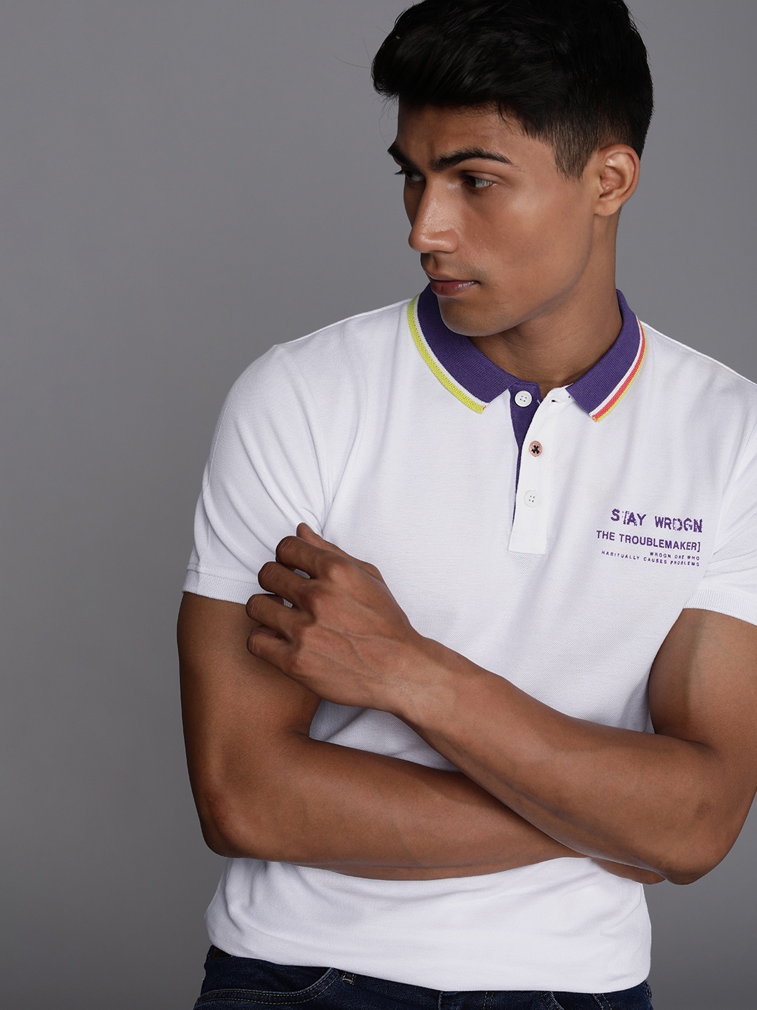 

WROGN Men White & Purple Printed Polo Collar Pure Cotton Slim Fit T-shirt