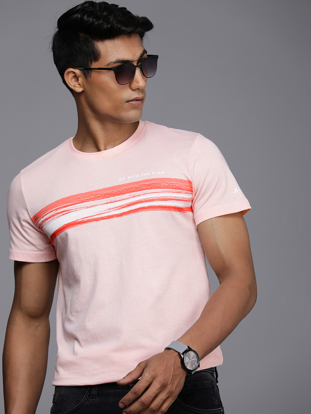 

WROGN Men Pink Striped Pure Cotton Slim Fit T-shirt