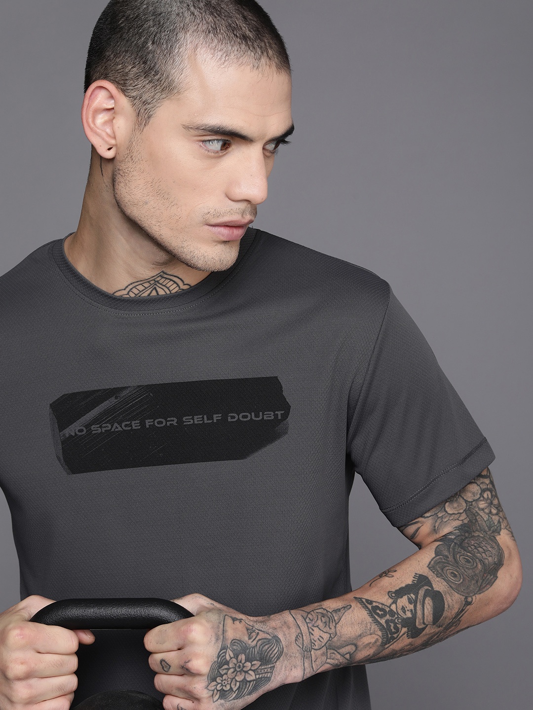 

WROGN ACTIVE Men Charcoal Grey Typography Printed Casual T-shirt