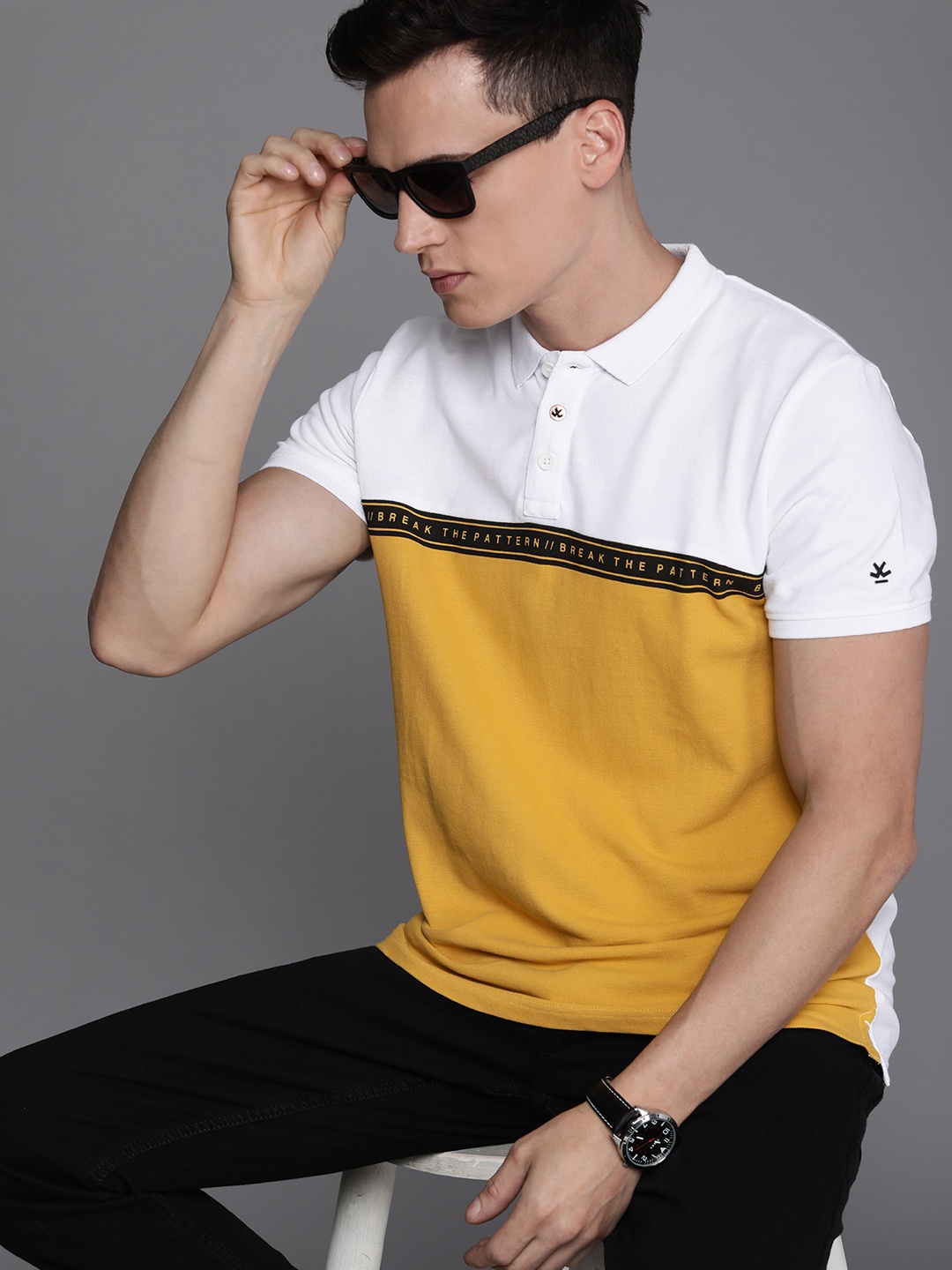 

WROGN Men White & Mustard Yellow Colourblocked Polo Collar Pure Cotton Slim Fit T-shirt