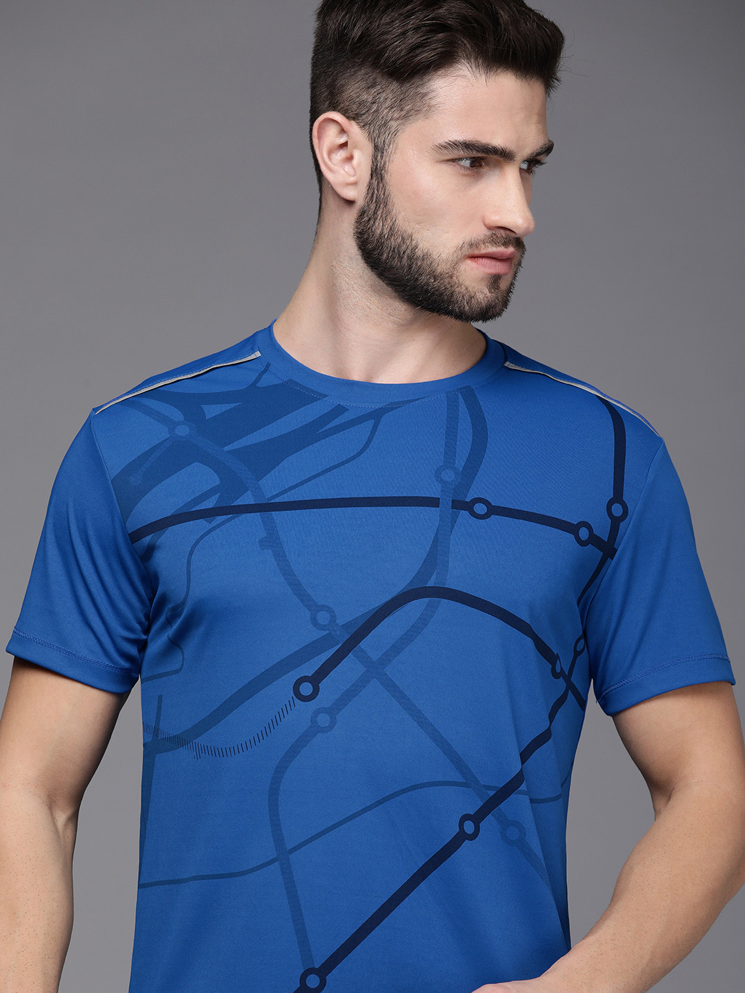 

WROGN ACTIVE Men Blue Abstract Printed Slim Fit Sports T-shirt