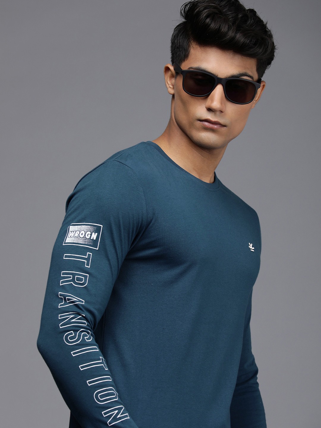 

WROGN Men Teal Typography Printed Full Sleeves Casual T-shirt
