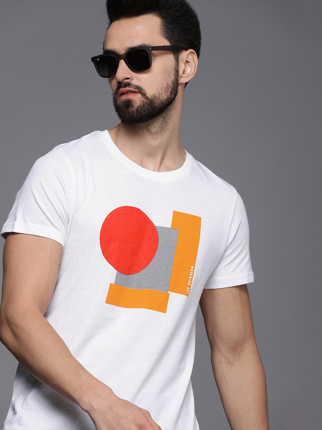 

WROGN Men White Printed Slim Fit Pure Cotton T-shirt