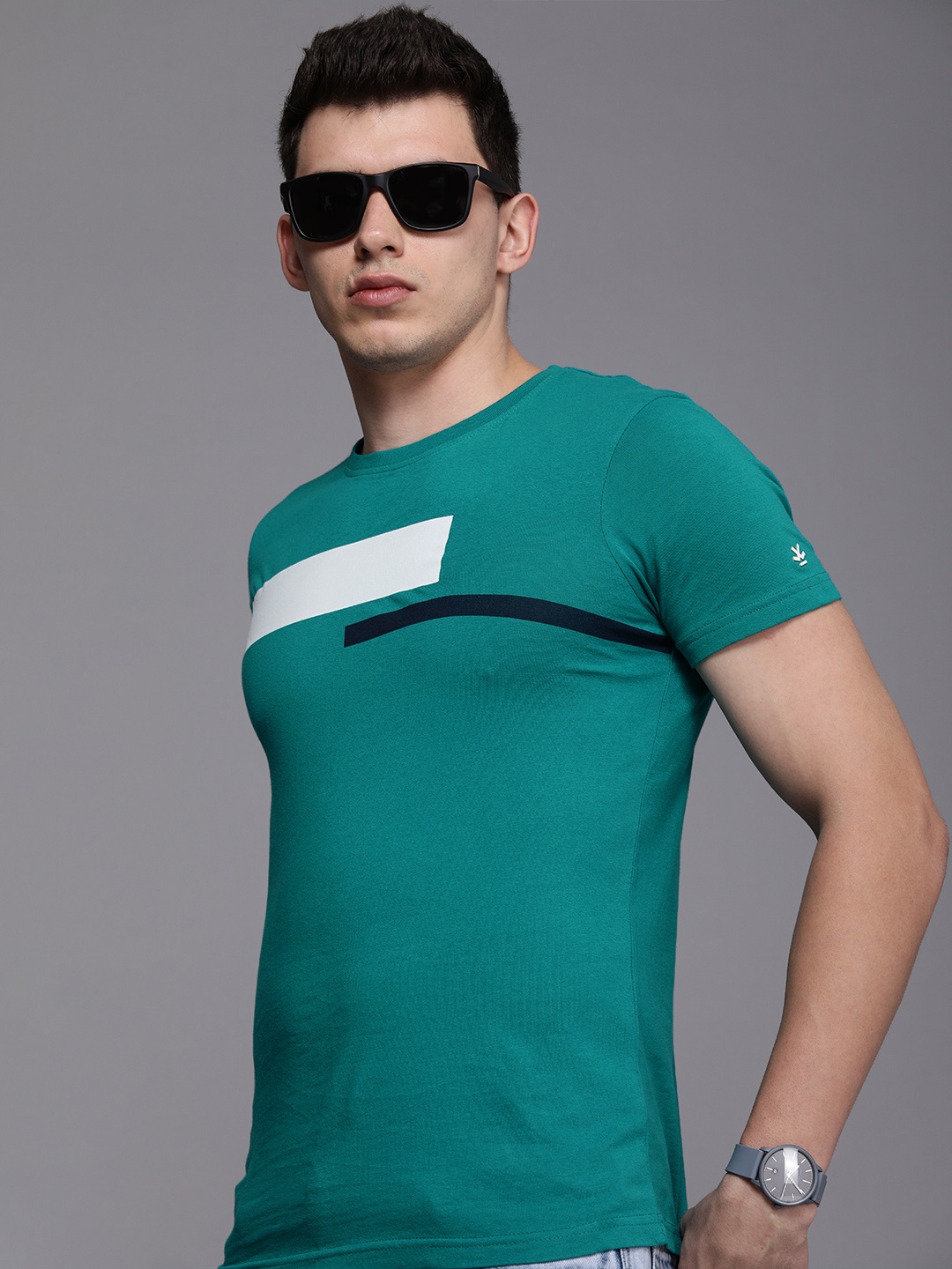

WROGN Men Teal Slim Fit Pure Cotton T-shirt