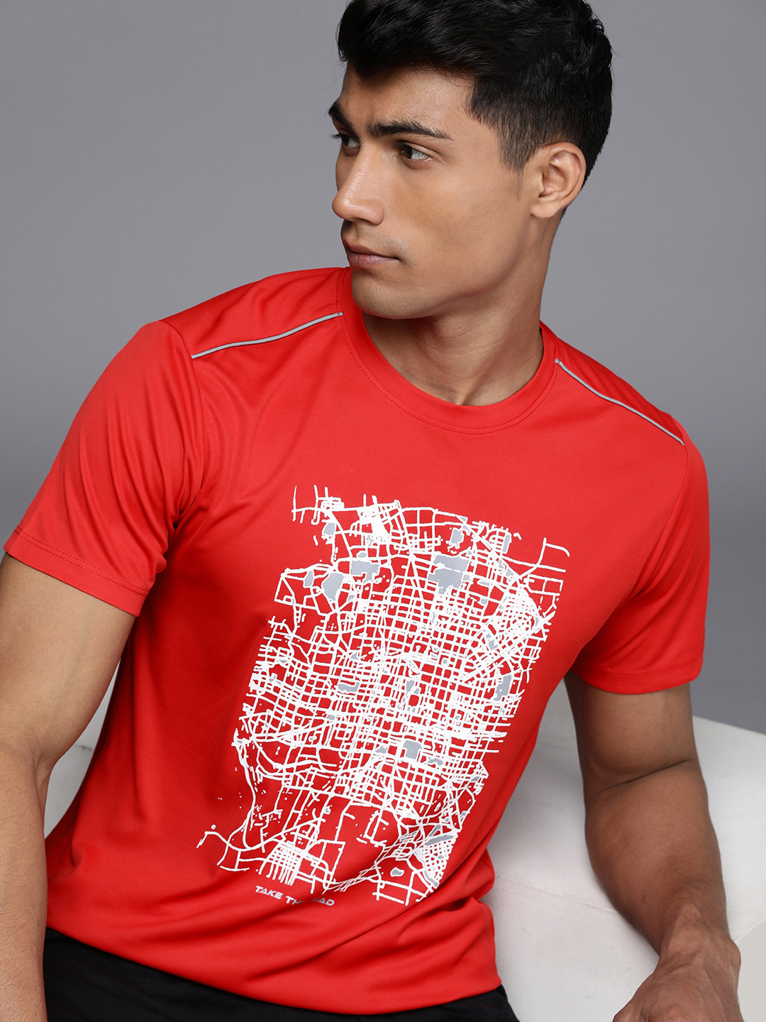 

WROGN ACTIVE Men Printed Dry-Pro Slim Fit T-shirt, Red