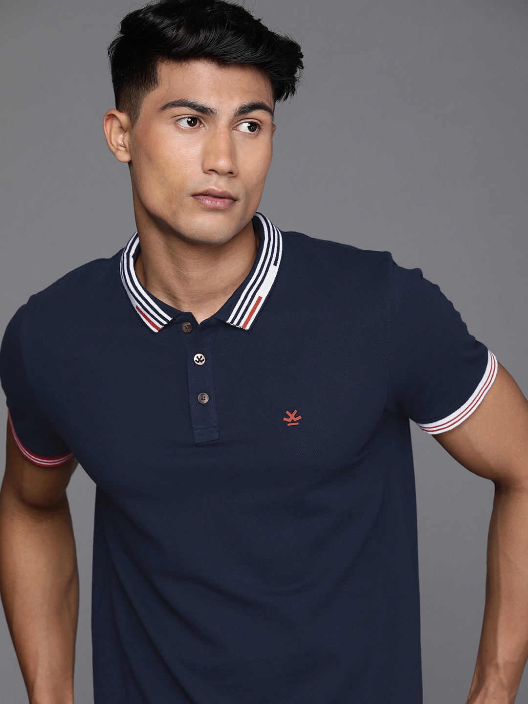 

WROGN Men Navy Blue Solid Polo Collar Indigo Pure Cotton Applique Slim Fit T-shirt