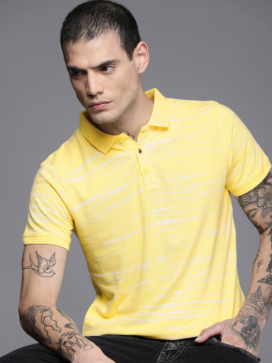 

WROGN Men Yellow Printed Polo Collar Pure Cotton Slim Fit T-shirt
