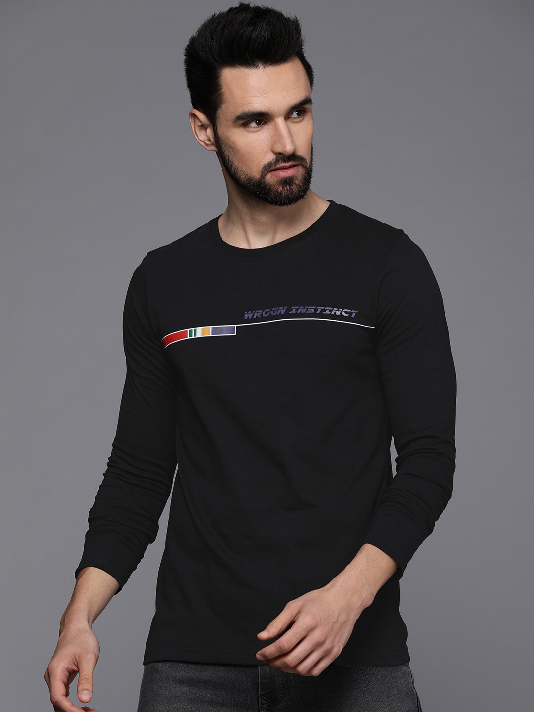 

WROGN Men Black & Blue Brand Logo Pure Cotton Printed Slim Fit T-shirt