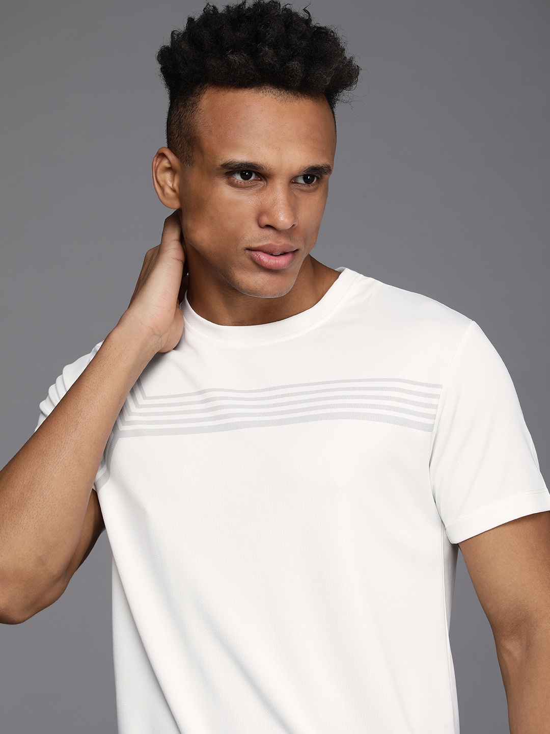 

WROGN ACTIVE Men White & Grey Printed Round-Neck Casual T-shirt