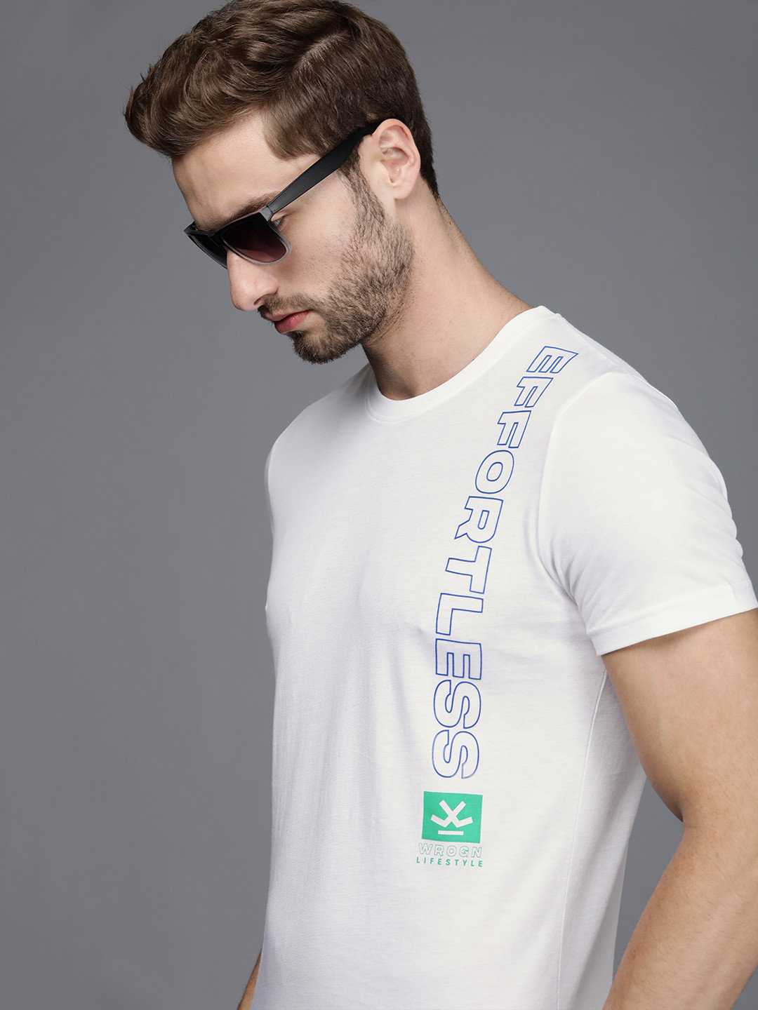 

WROGN Men White & Blue Printed Slim Fit T-shirt