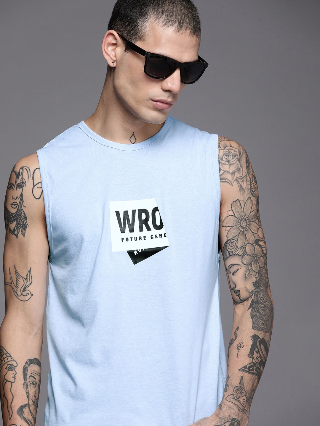 

WROGN Men Blue Typography Printed Sleeveless T-shirt