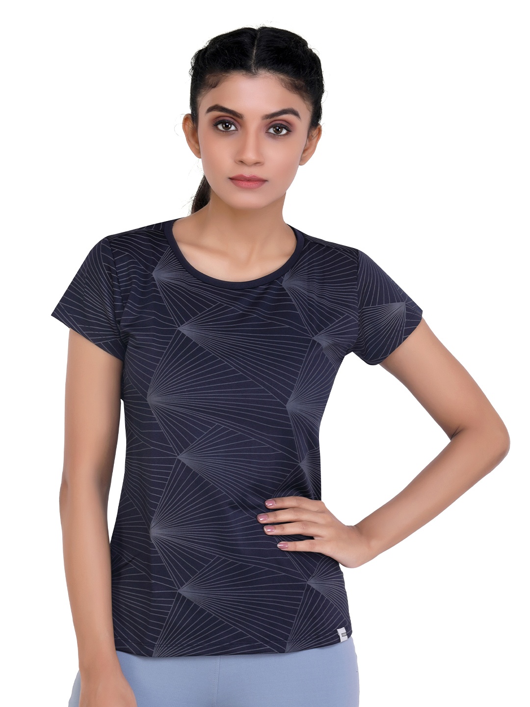 

LAASA SPORTS Women Black Printed Running T-Shirt