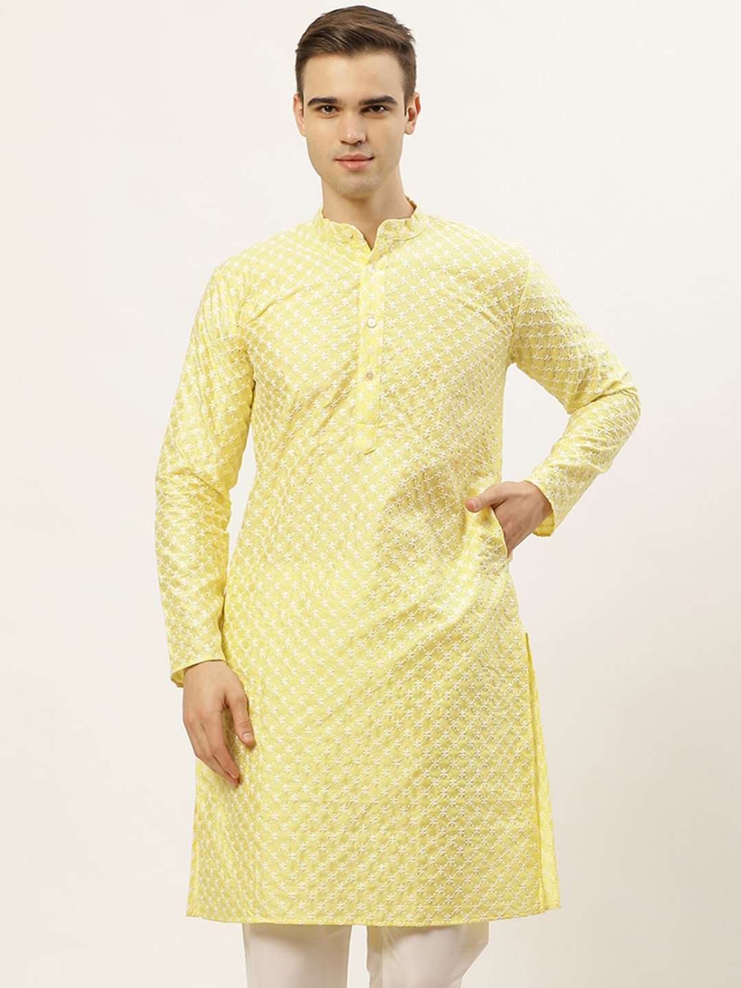 

Jompers Men Yellow Ethnic Motifs Embroidered Straight Kurta
