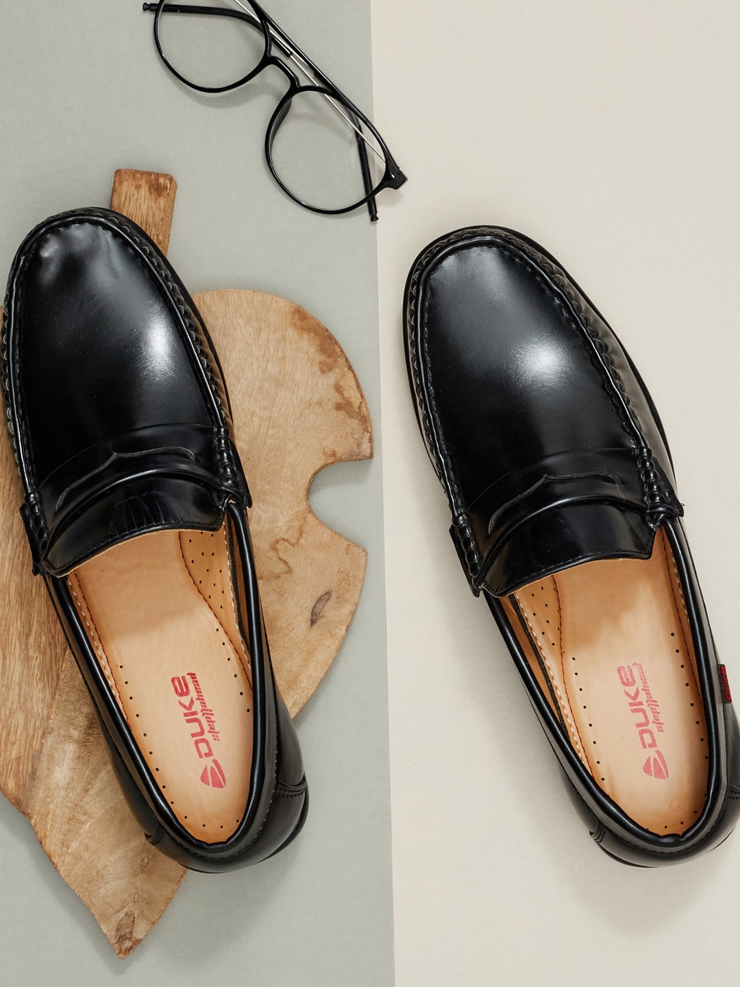 

Duke Men Black Loafers