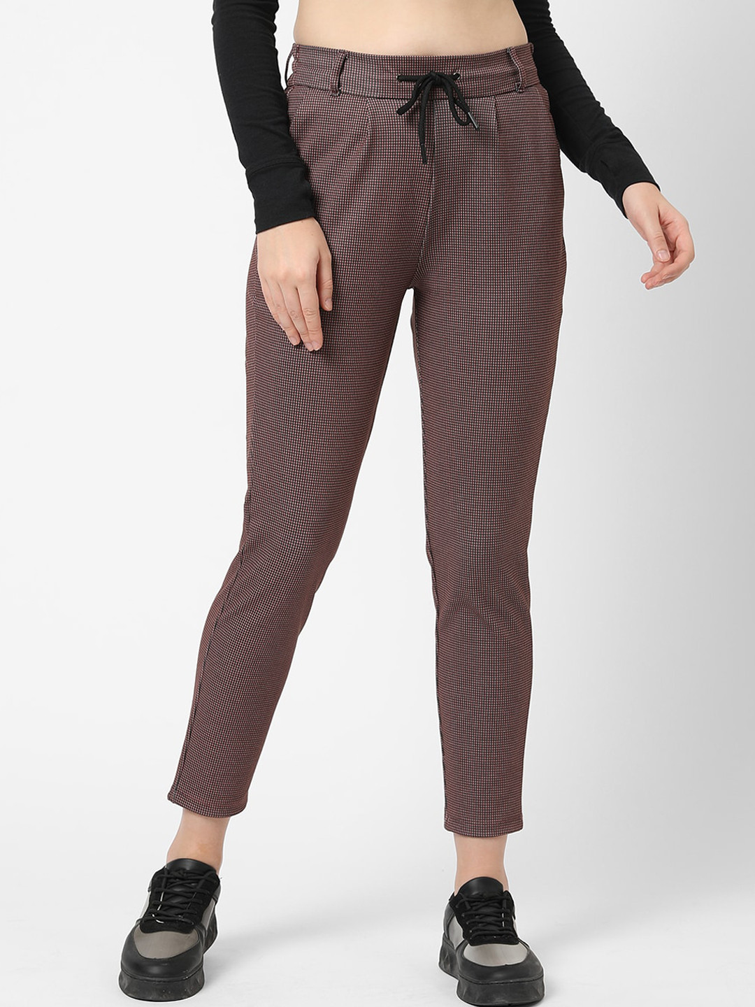 

Kraus Jeans Women Black Skinny Fit High-Rise Pleated Trousers