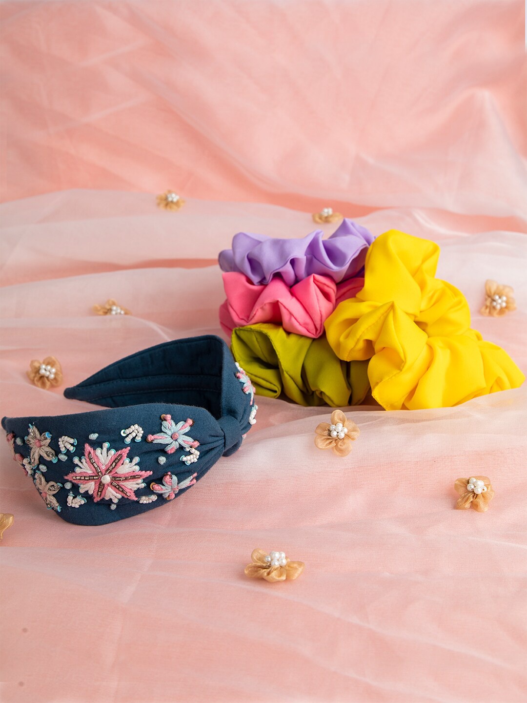 

DEEBACO Women Blue & Yellow Set of 5 Hair Accessory Set