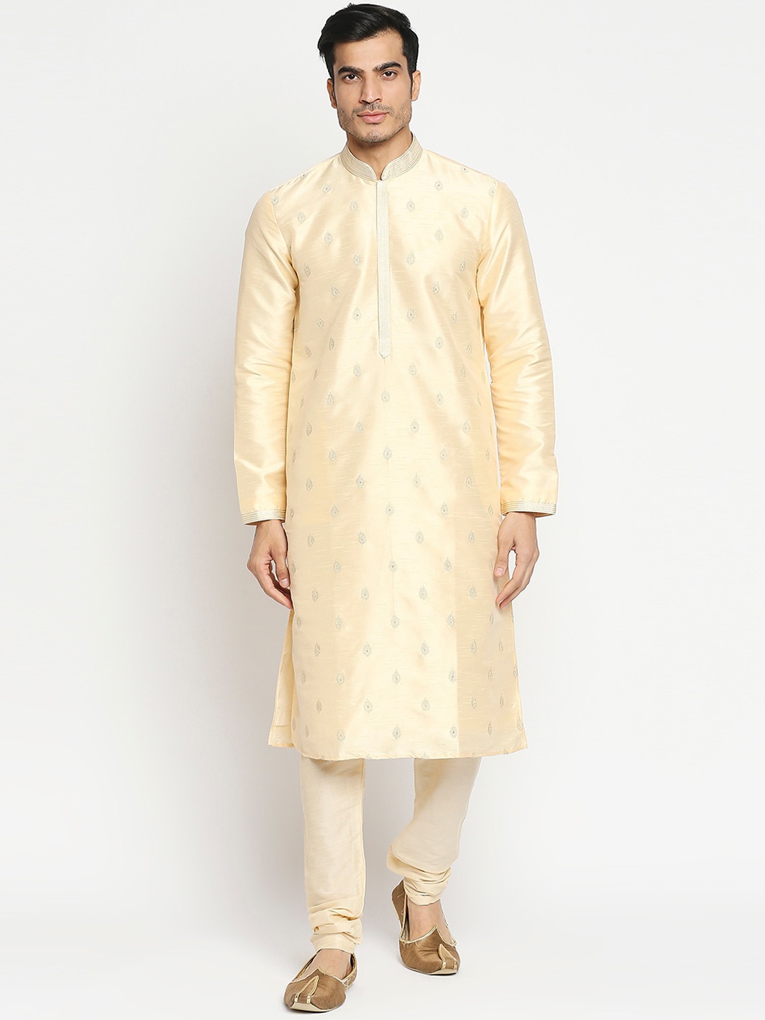 

Ethnicity Men Cream-Coloured Kurta with Churidar