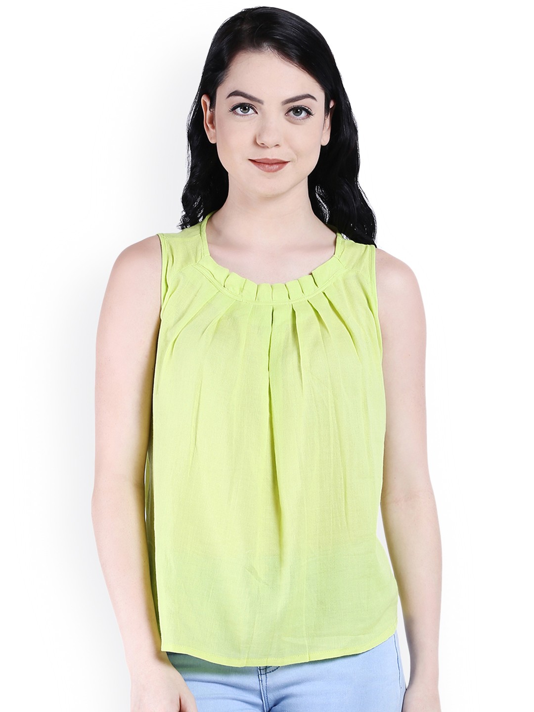 

Style Quotient Women Green Solid Regular Top