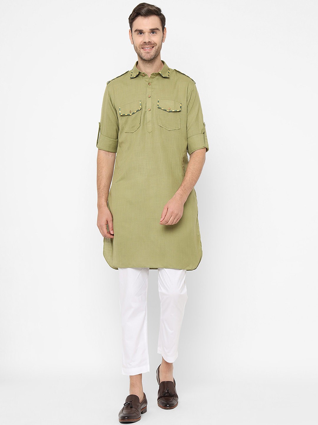 

Chitwan Mohan Men Olive Green Kurta with Trousers