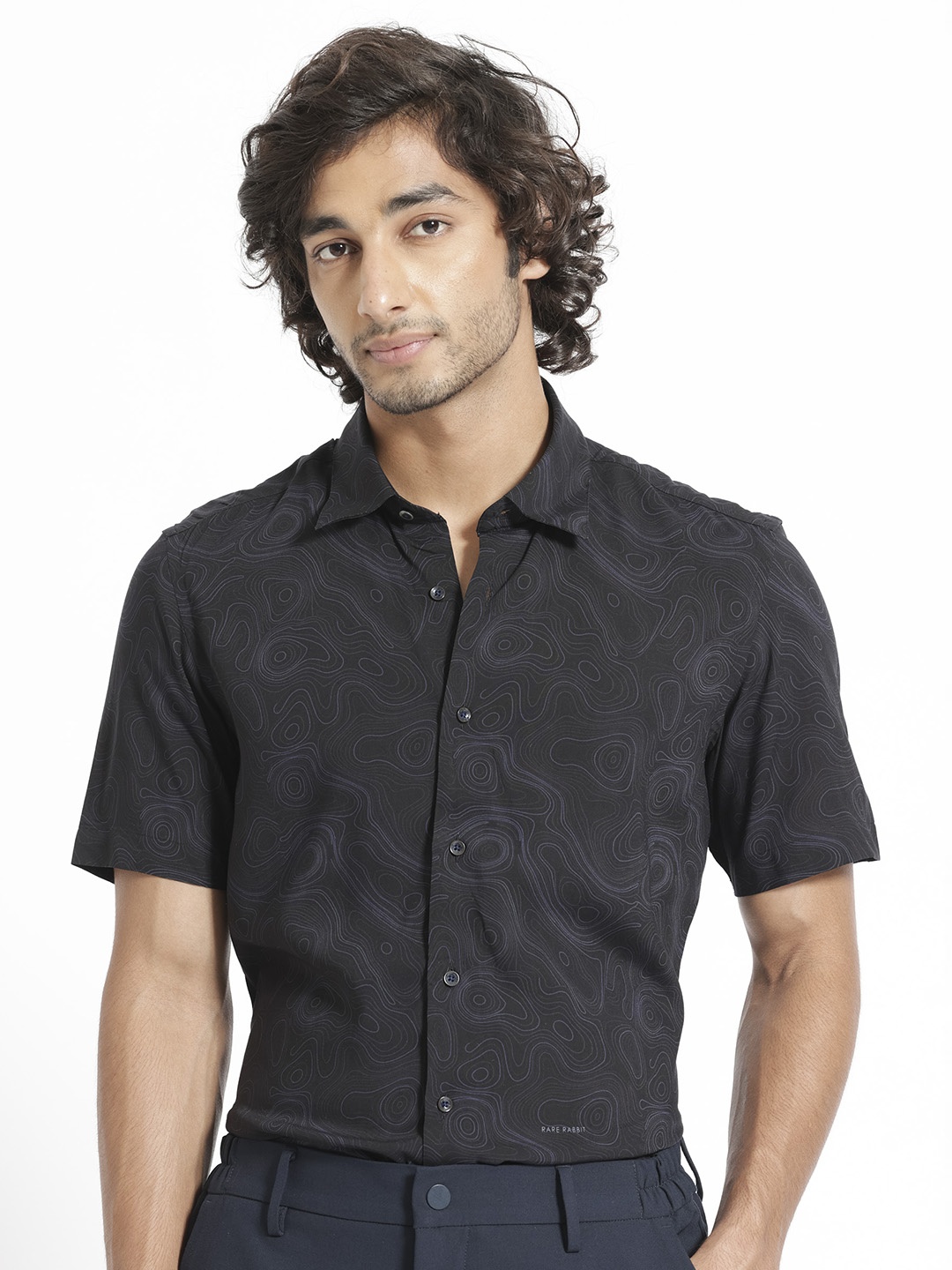 

RARE RABBIT Men Black Custom Slim Fit Printed Casual Shirt