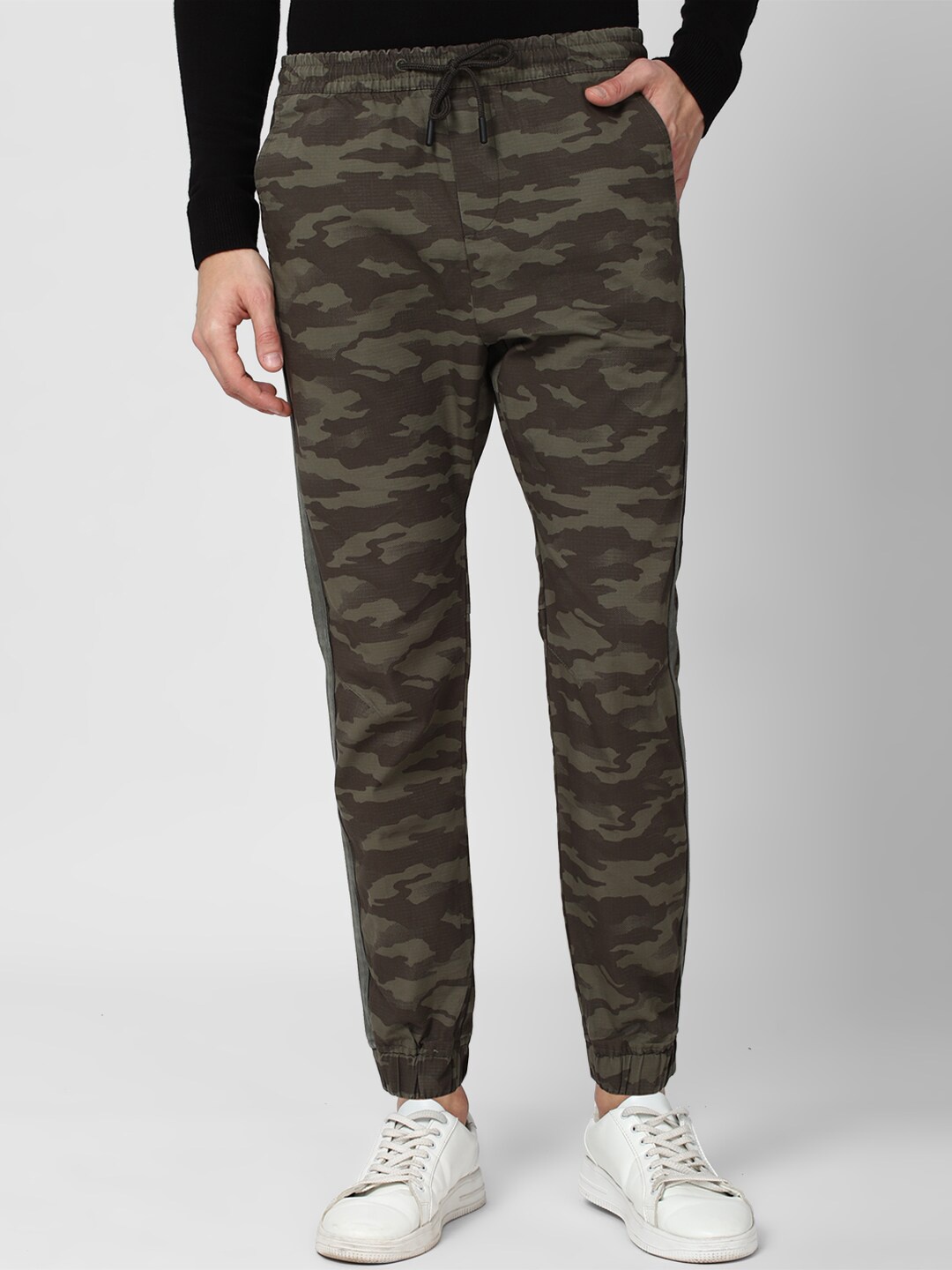 

Peter England Casuals Men Olive Printed Regular Fit Cotton Joggers