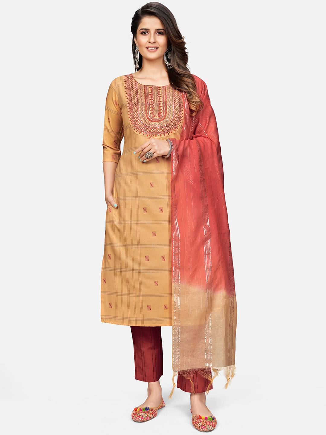 

Vbuyz Women Yellow Ethnic Motifs Yoke Design Sequinned Cotton Blend Kurta with Trousers & With Dupatta