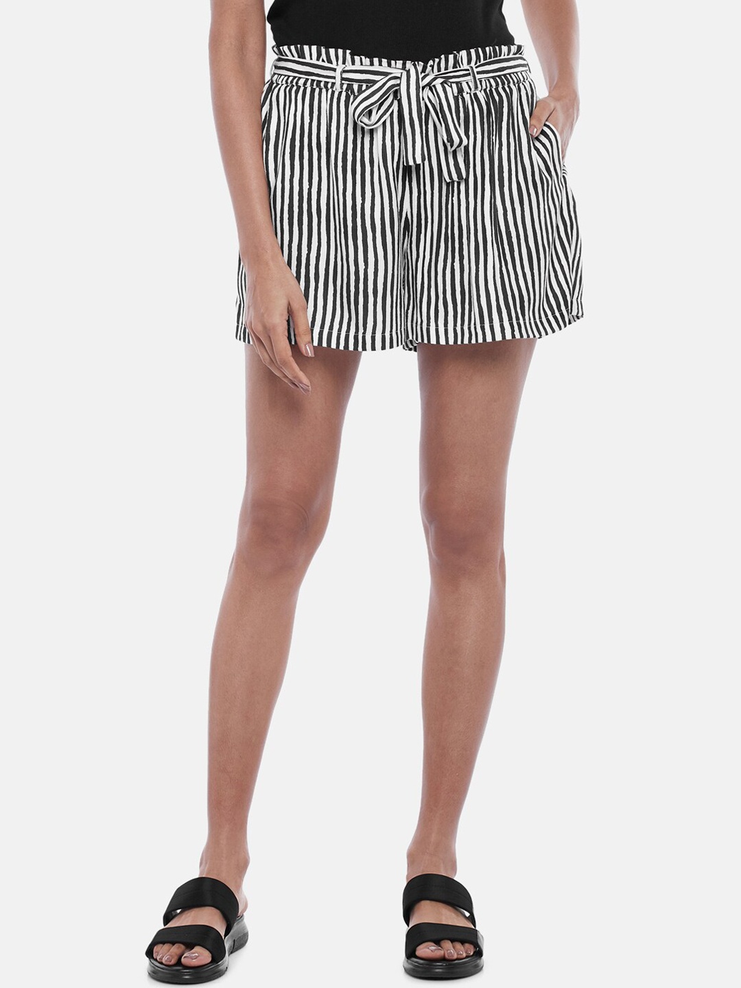 

People Women Navy Blue Striped High-Rise Shorts