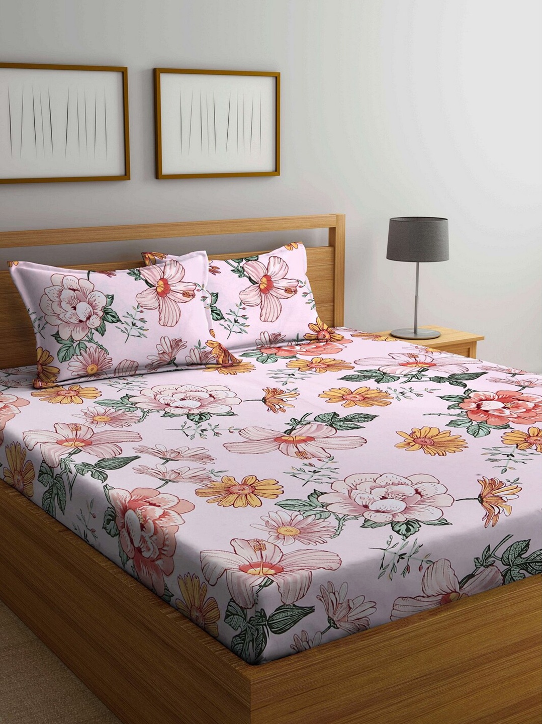 

Arrabi Pink & Multicoloured Floral 300 TC King Bedsheet with 2 Pillow Covers