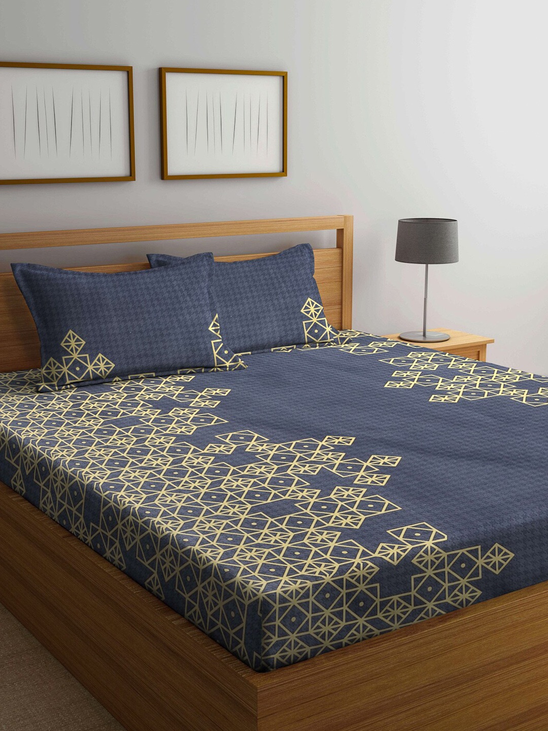 

Arrabi Grey & Yellow 300 TC Super King Geometric Bedsheet with 2 Pillow Covers