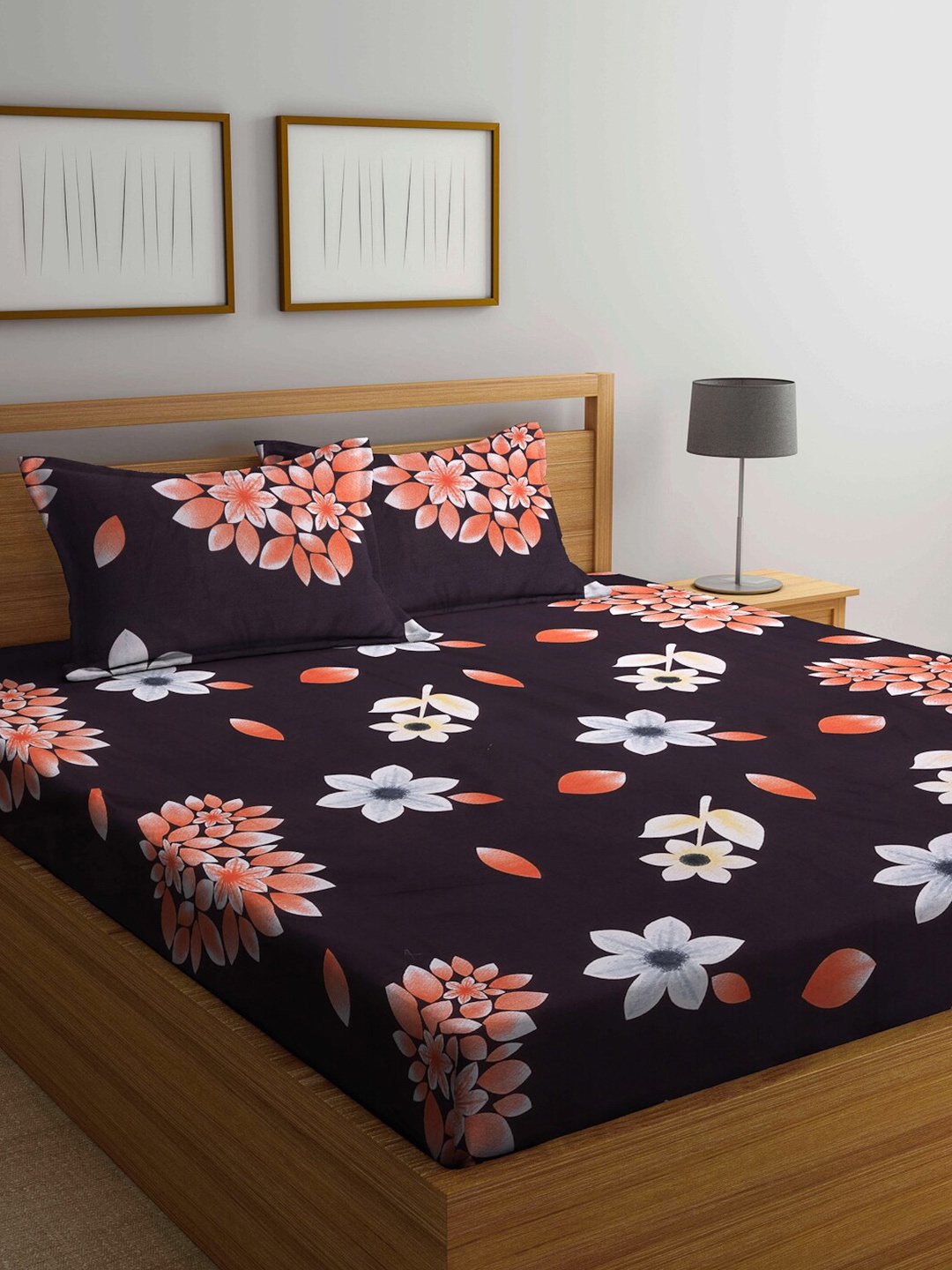 

Arrabi Brown & White Floral Printed 300 TC King Size Bedsheet With 2 Pillow Covers